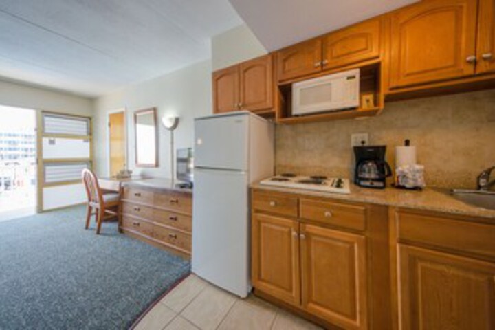 Room 22 of 216