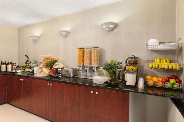 Breakfast/Coffee Service 12 of 16