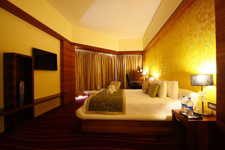 Room 12 of 49