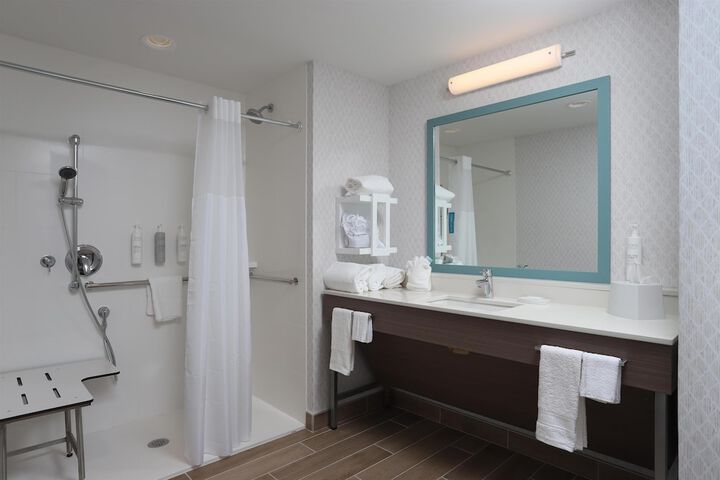 Bathroom shower