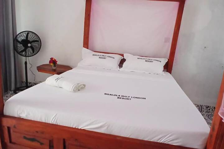 Room 7 of 37