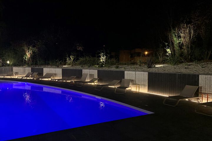 Pool 120 of 278