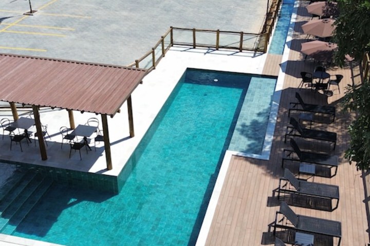 Pool 145 of 228
