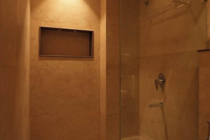 Room 22 of 30