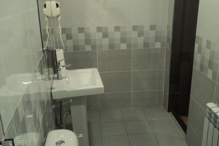 Room 14 of 23