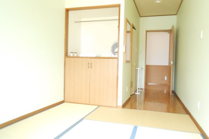 Room 3 of 36