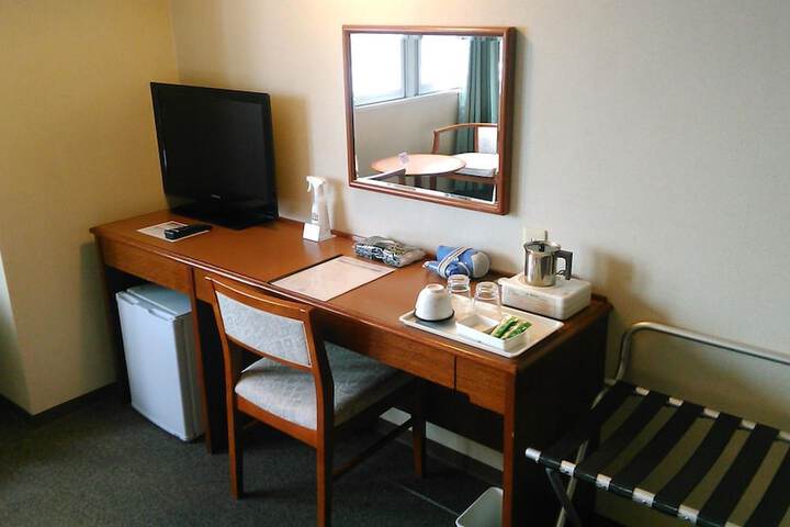Room 19 of 44