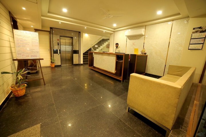 Hotel Interior 4 of 40