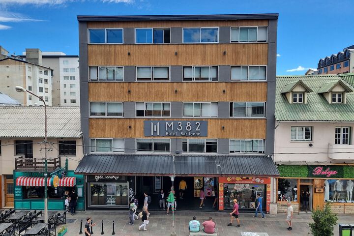 M382 Hotel Bariloche