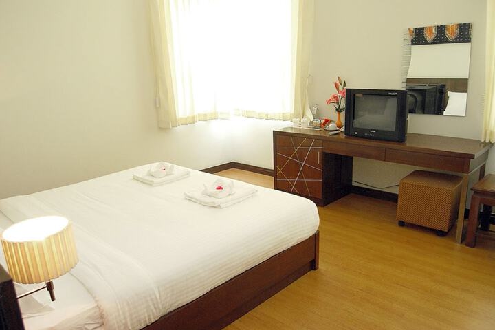 Room 15 of 26