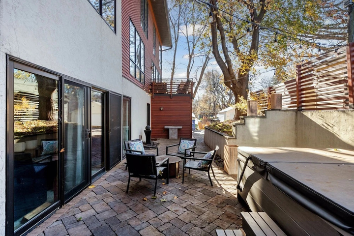 Photo of Urban Treehaus