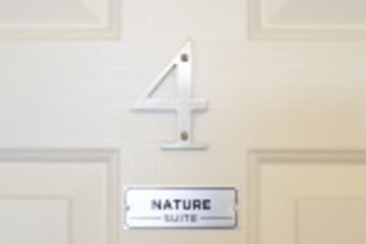 Room 125 of 671