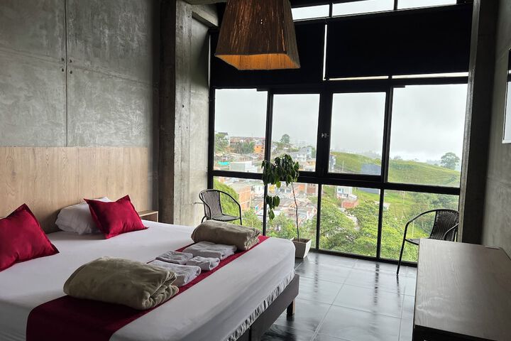 Room 21 of 33