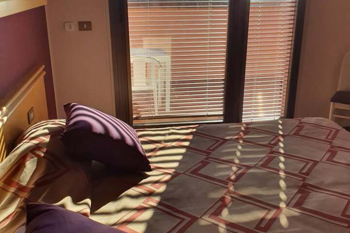 Room 14 of 46