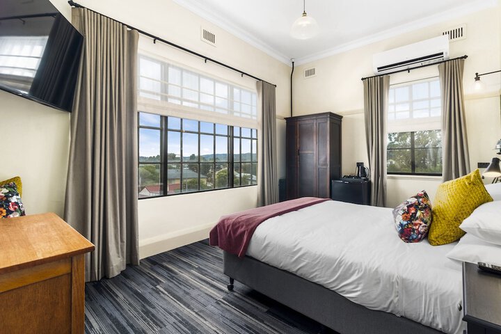Room 11 of 61