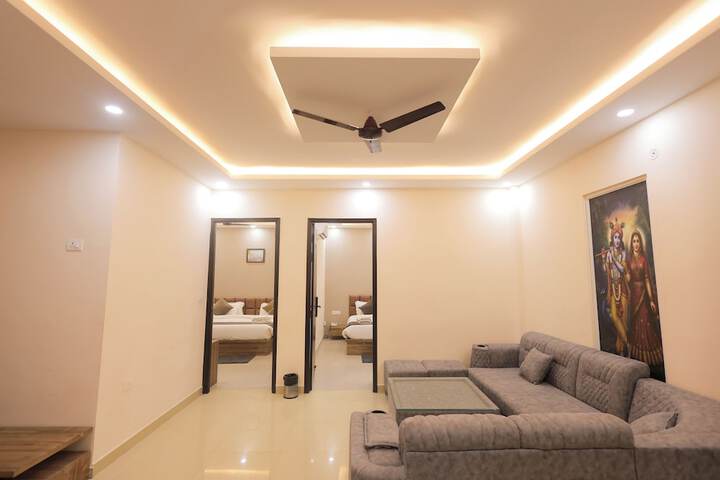 Room 10 of 56
