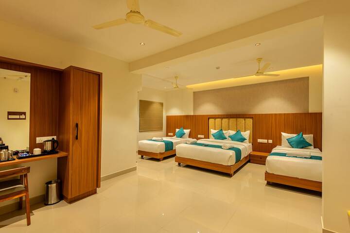 Room 28 of 87
