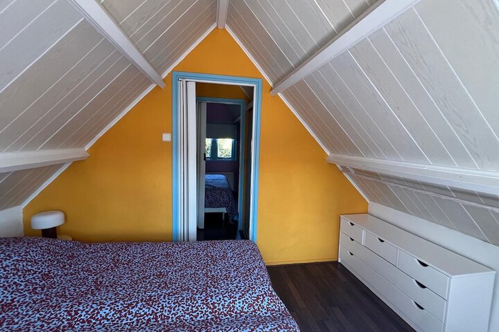 Room 26 of 66