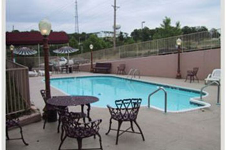 Pool 20 of 21