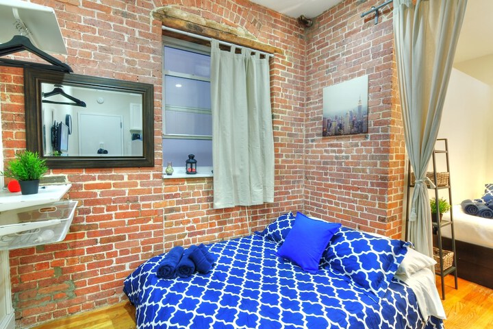 Room 11 of 112