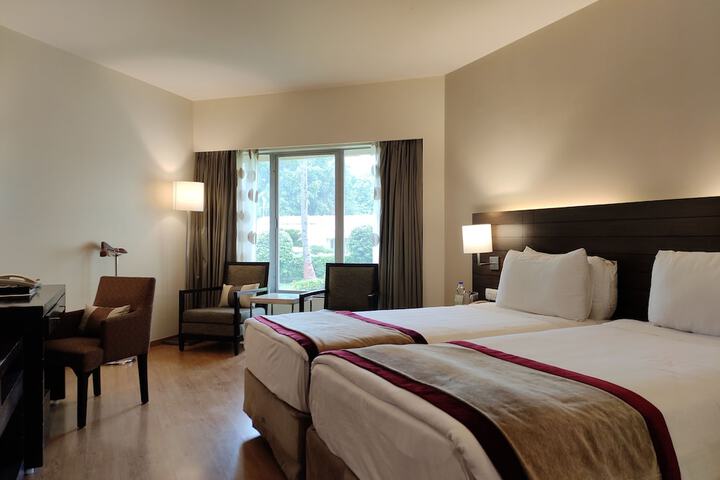 Room 20 of 96