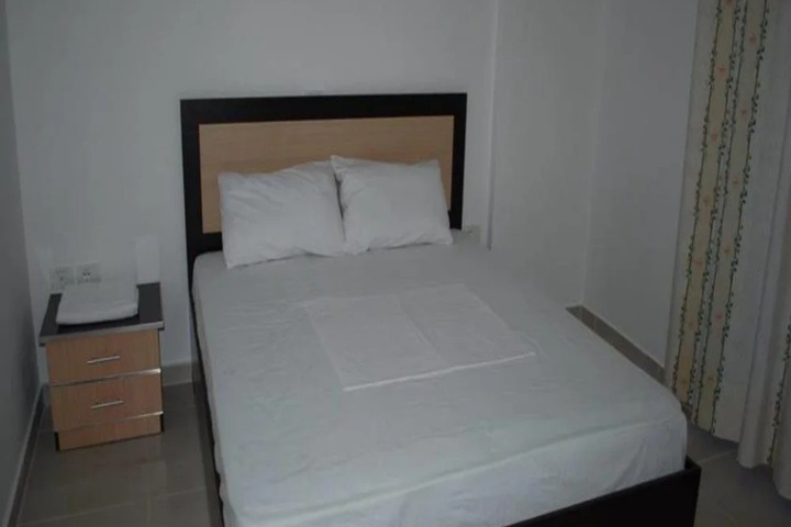 Room 4 of 22