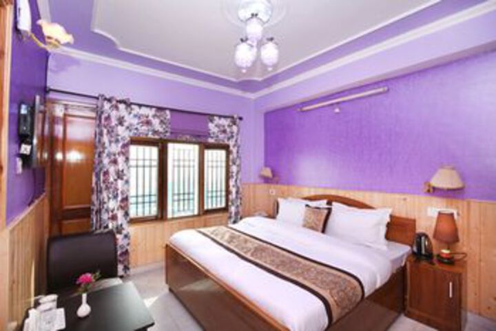 Room 7 of 26