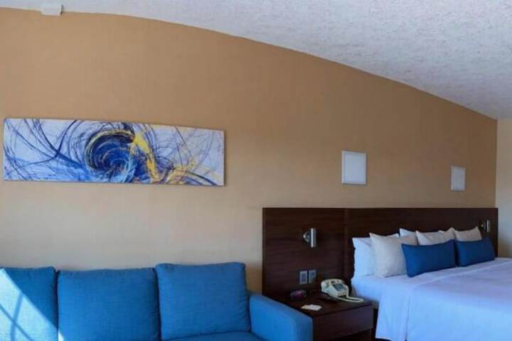 Room 12 of 29