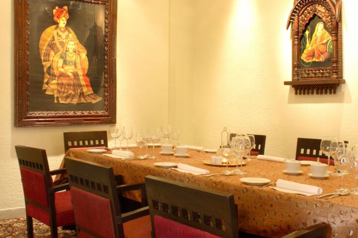 Dining Photos