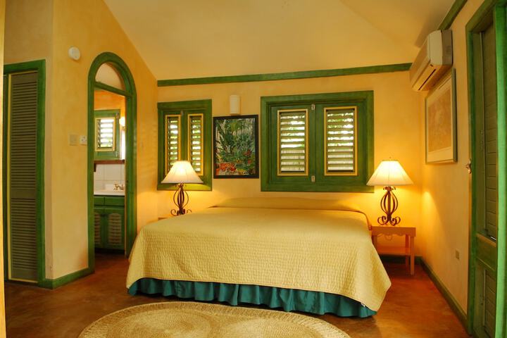 Room 4 of 34