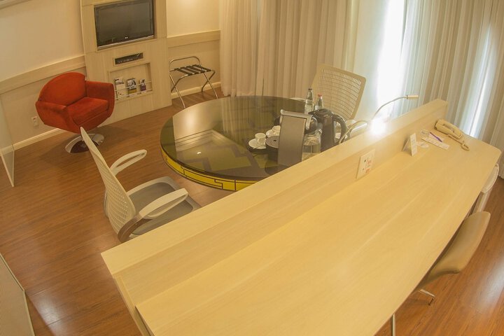 Room 10 of 56
