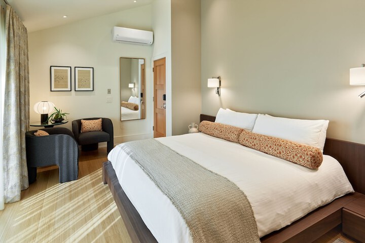 Room 20 of 54