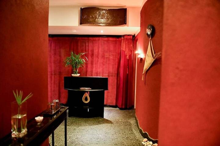 Hotel Interior 17 of 28