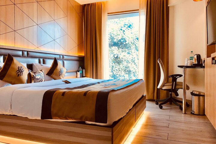 Room 42 of 110