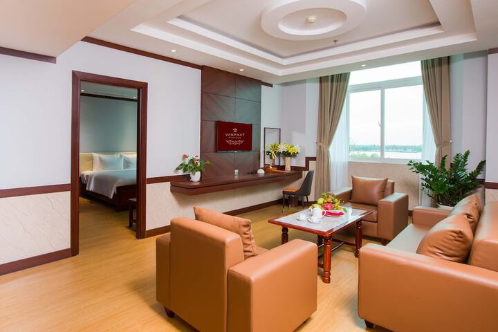 Room 49 of 137