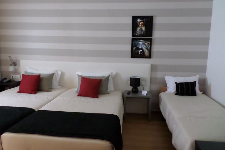 Room 8 of 49