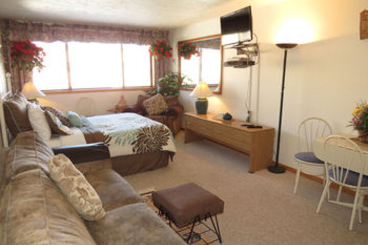 Room 74 of 102