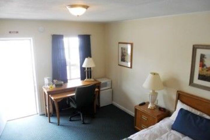 Room 10 of 47