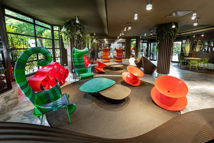 Entrance & Lobby