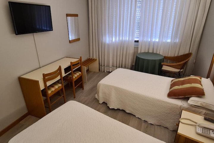 Room 22 of 54