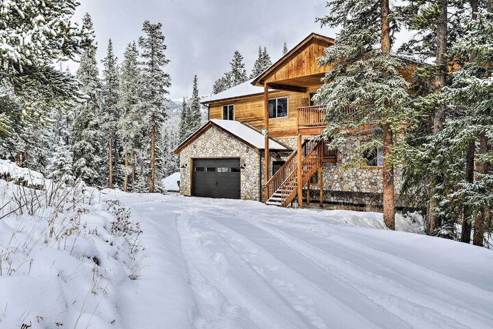 Secluded Alpine Home in Alma w / Mountain Views!