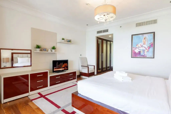Room 3 of 23