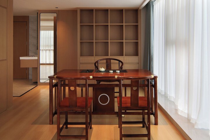 Room 9 of 41