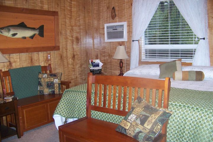 Room 10 of 34