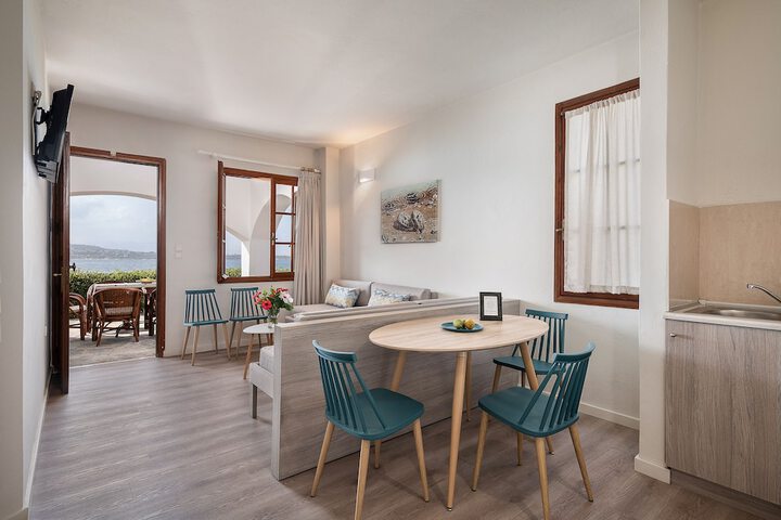 Dining Photos
