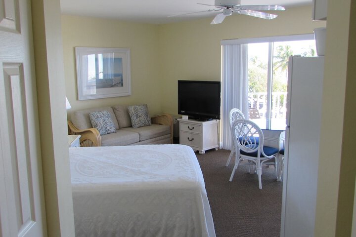 Room 46 of 229