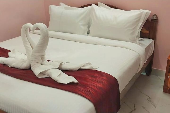 Room 3 of 14