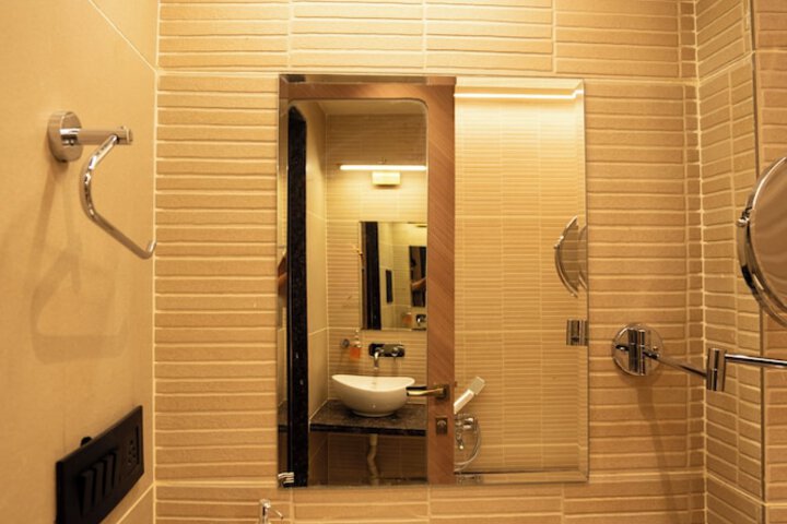 Room 45 of 48