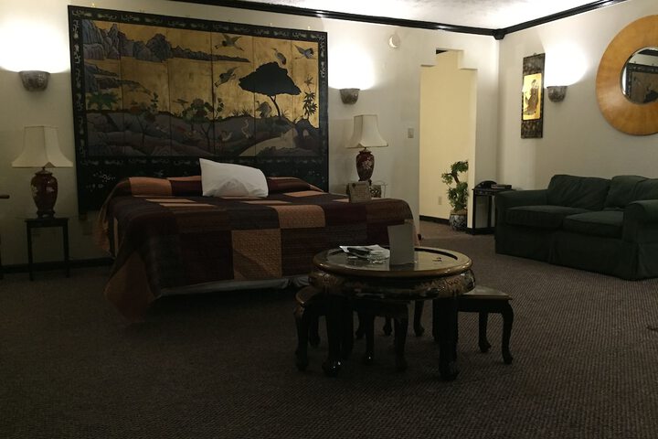 Room 49 of 92