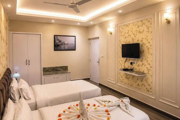 Room 19 of 37